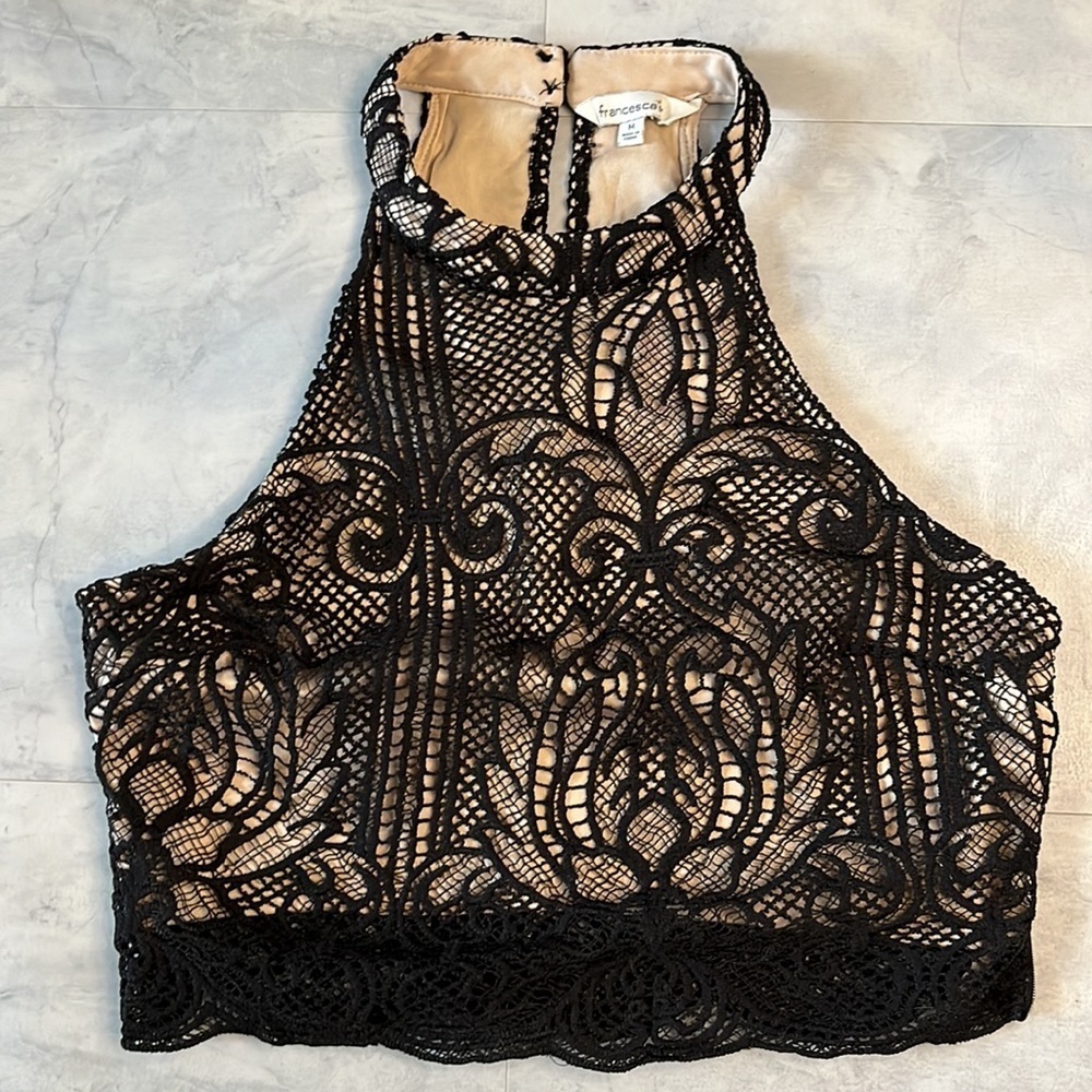 Francesca‘s      Black/tan   Halter Crop Top    GUC    Size M